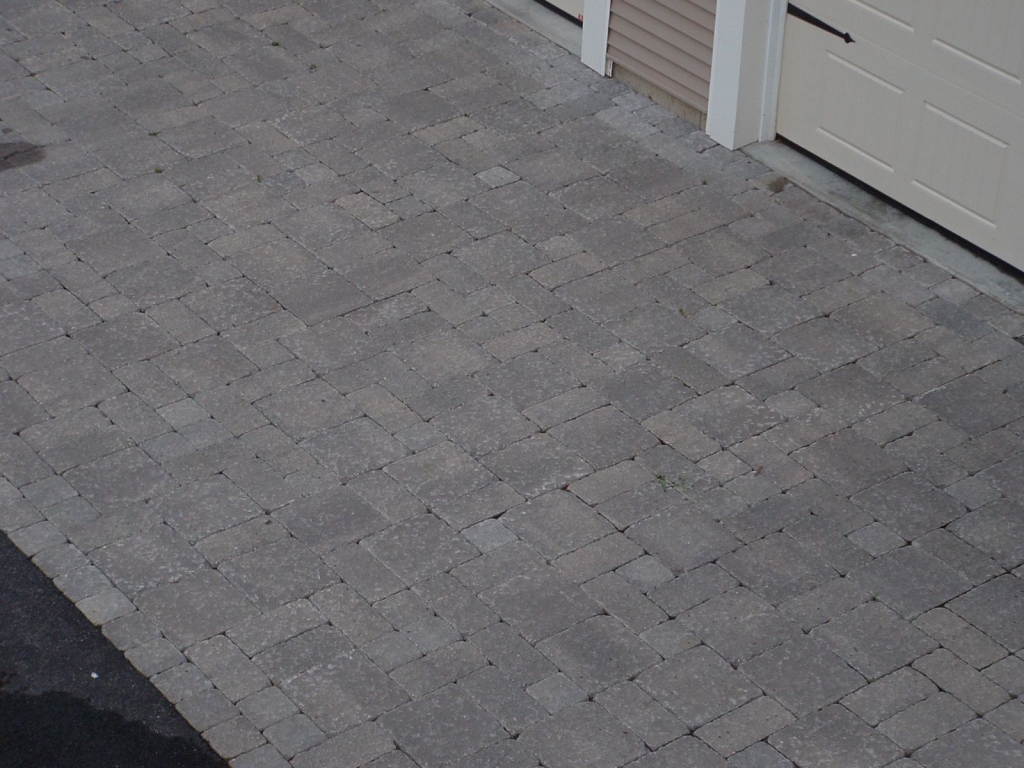 techo-bloc custom cut paver driveway apron Hampden ma